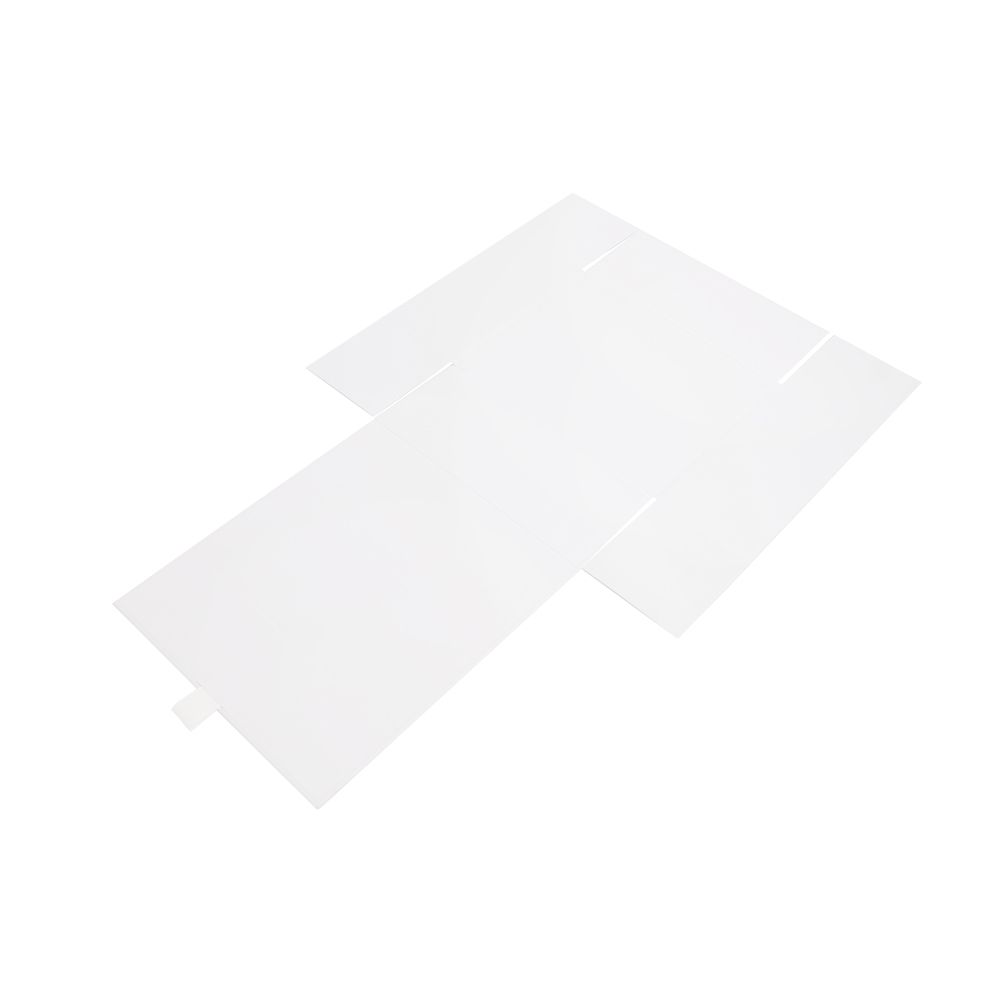 Medium Magnetic Flat-Pack Gift Box 