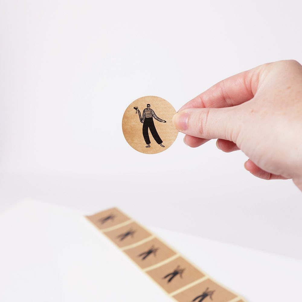 Printed Matt Kraft Round Stickers 40mm