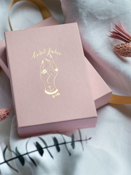 Tiny Branding in the wild