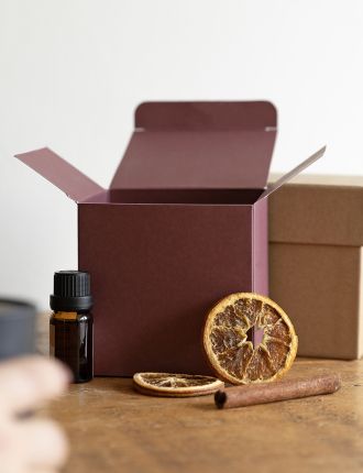 Square Flat Packed Boxes