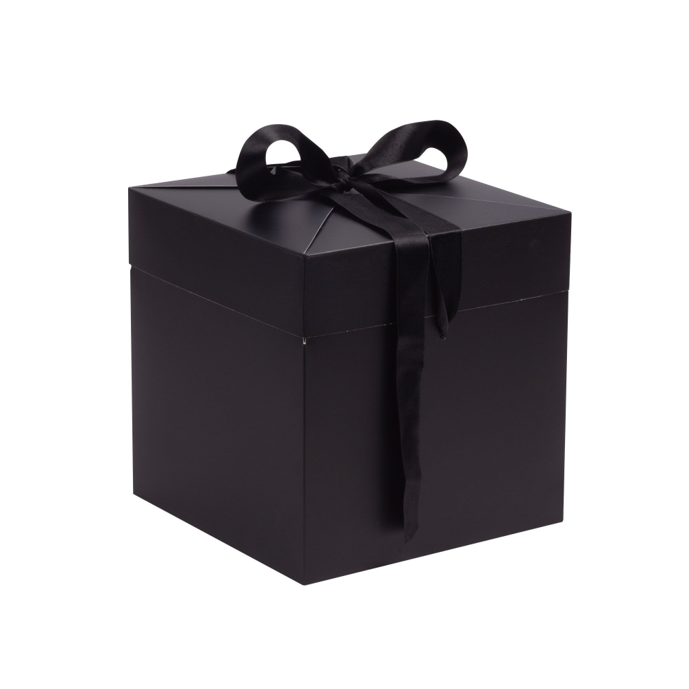Подарок черного цвета. Черный подарок. Подарочная коробка черная. Черная коробочка. Большая черная подарочная коробка.
