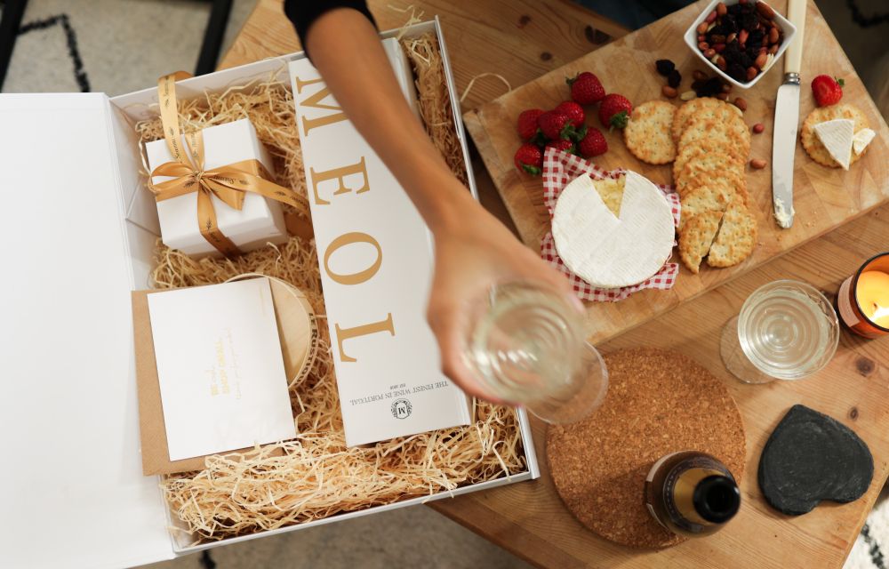 Collapsible Set-Up Boxes That Assemble Cleanly 