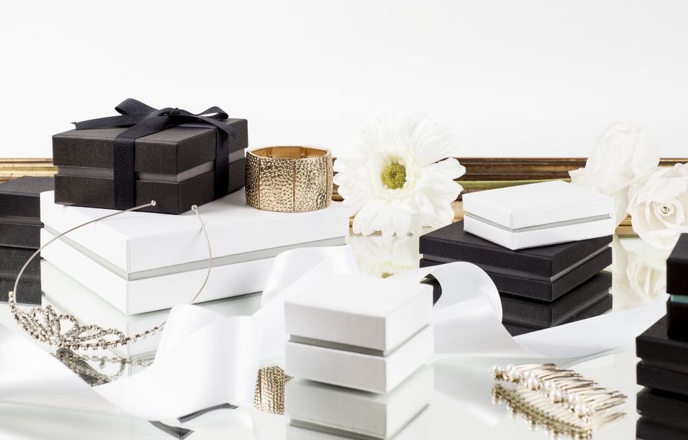 Shoulder Boxes That Stay Square & Feel Premium