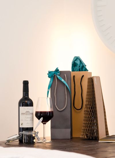 Ways to Reduce Landed Cost on Gift Bags