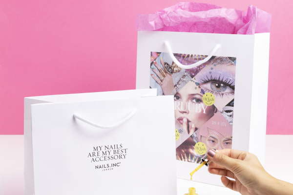What is digital printing? Make your packaging pop with full colour designs